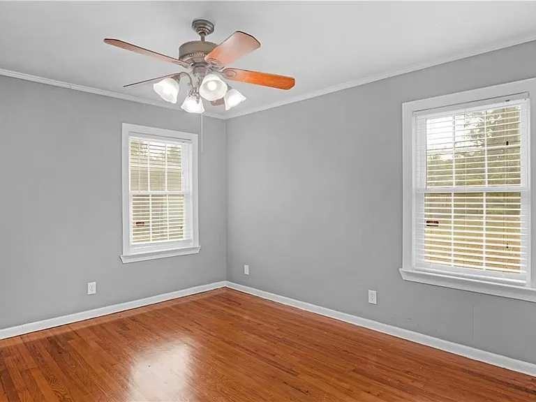 641 Clover St #NA - Photo 3 of 11