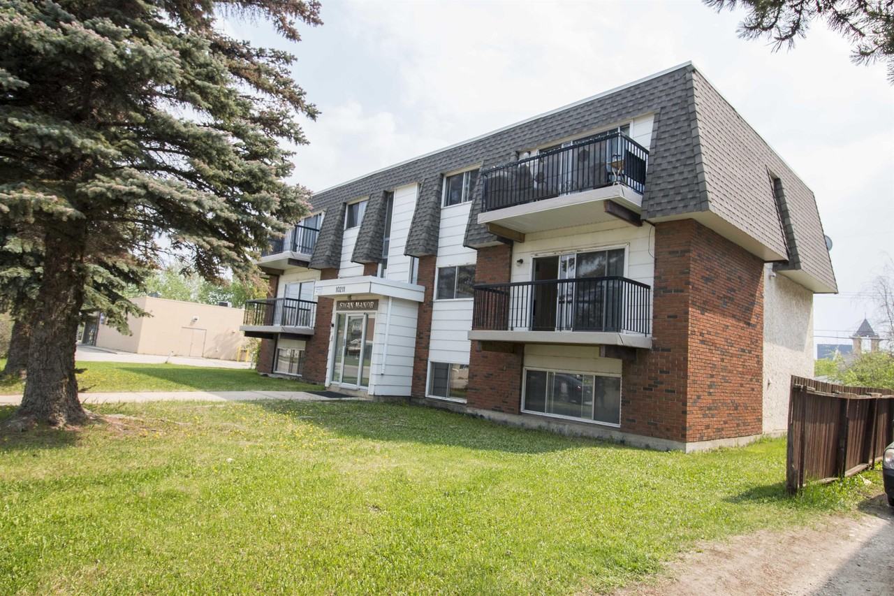 106th Avenue - 10211 - 301 - Photo 2 of 9