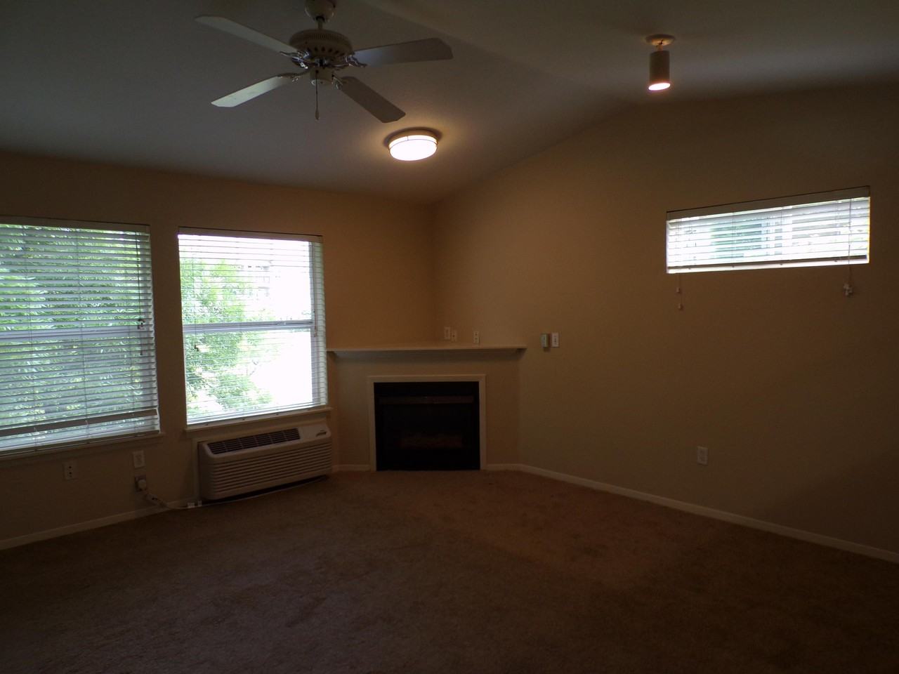 15052 Nw Central Dr #908 - Photo 7 of 32
