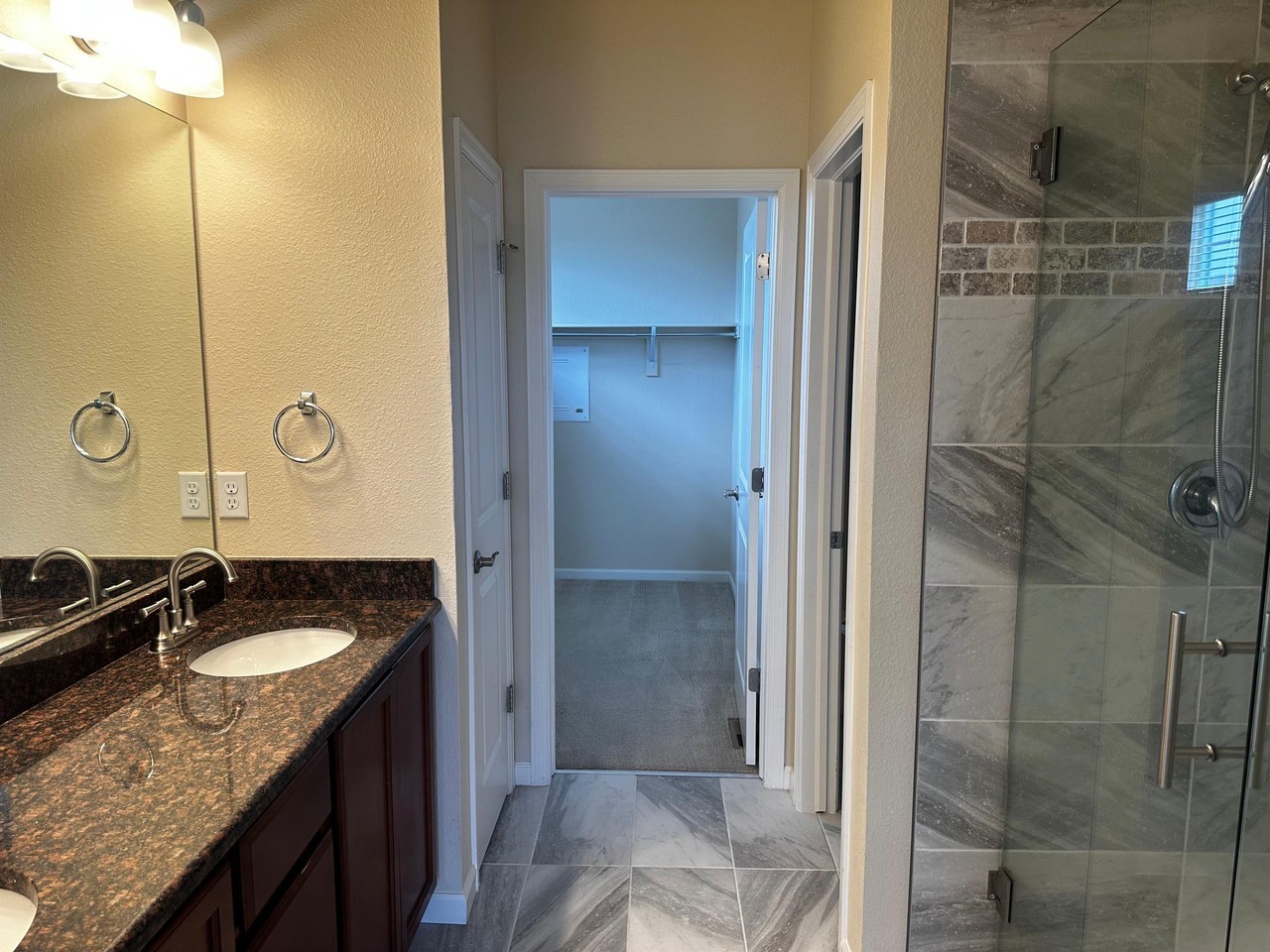 6283 Poppy Ct #E - Photo 7 of 27