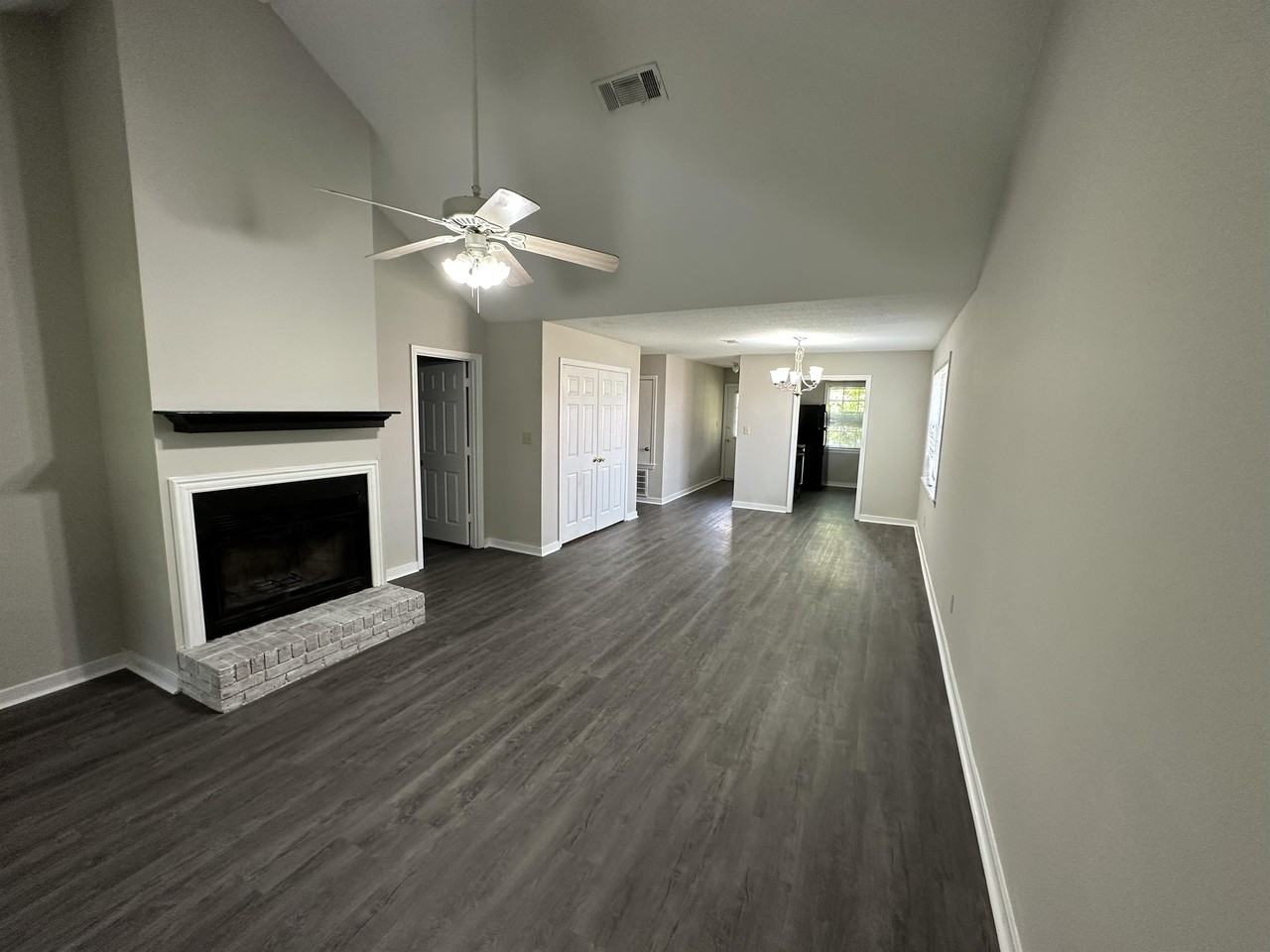 108 Briarmeade Dr #A - Photo 7 of 11