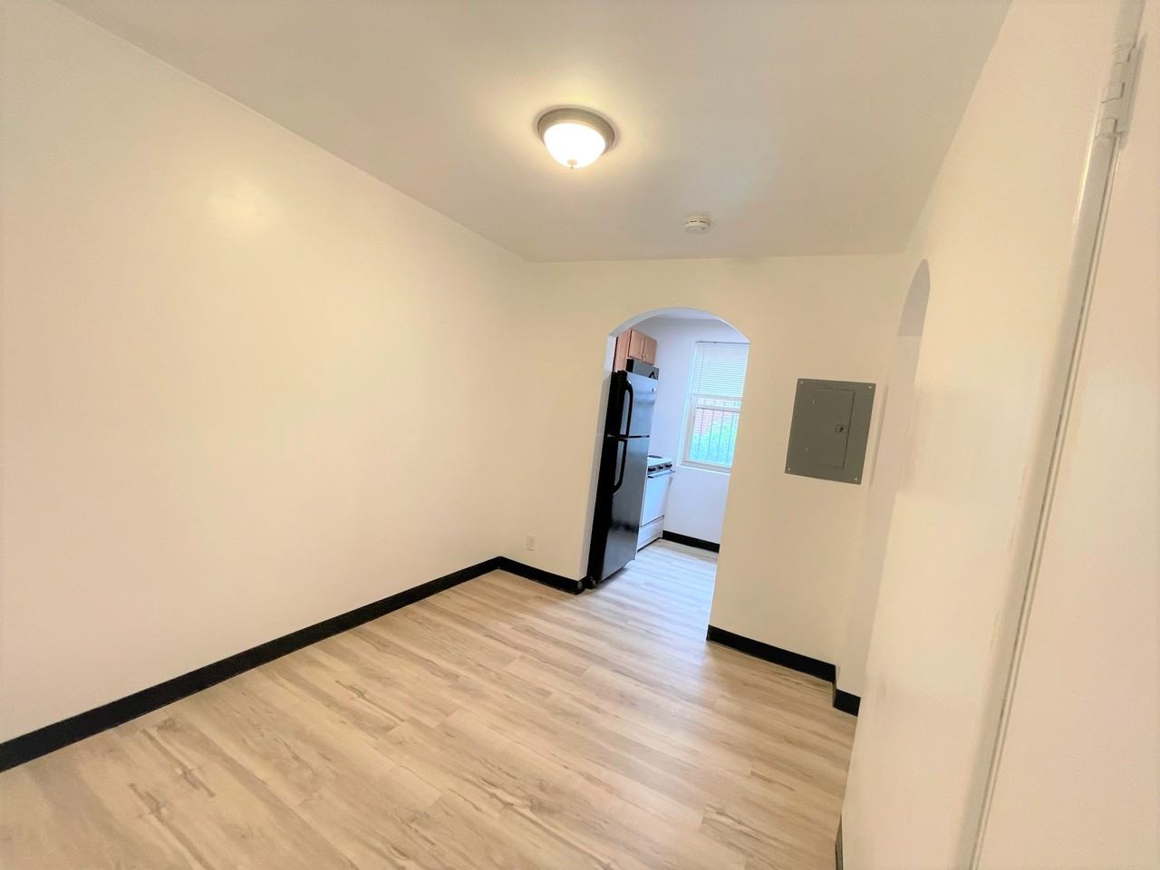 5710 Phillips Avenue #A5 - Photo 5 of 166