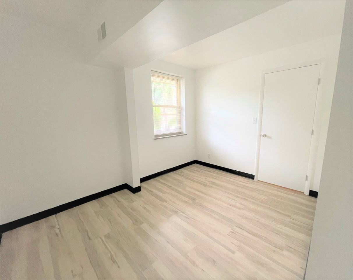 5710 Phillips Avenue #A9 - Photo 5 of 121