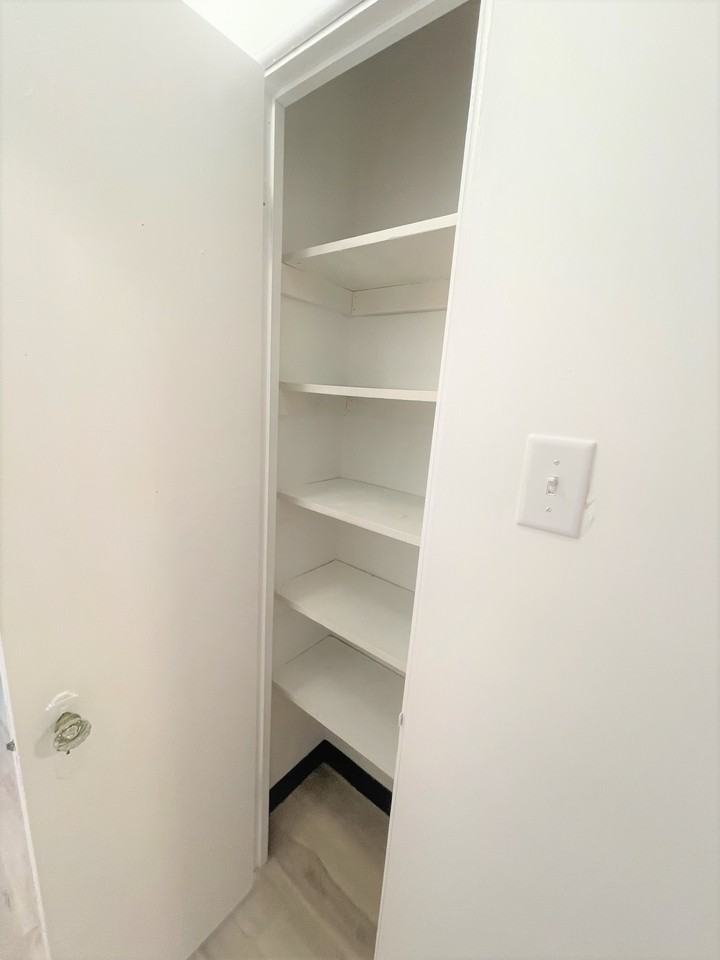 5710 Phillips Avenue #A9 - Photo 7 of 121