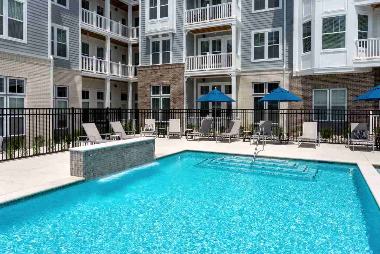 Everleigh Short Pump 55+ Active Adult Apartment Homes - Photo 2 of 21