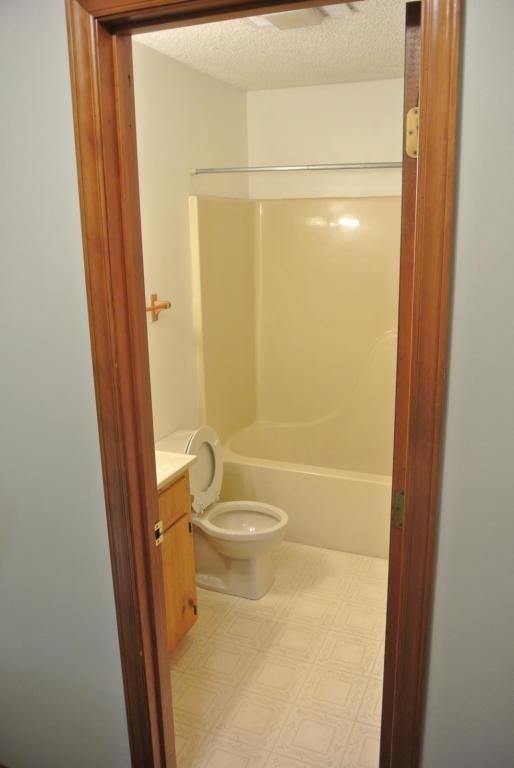 82 Iron Mountain Dr #82A - Photo 3 of 8