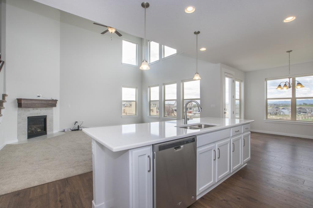 715 Lene Ln - Photo 2 of 36