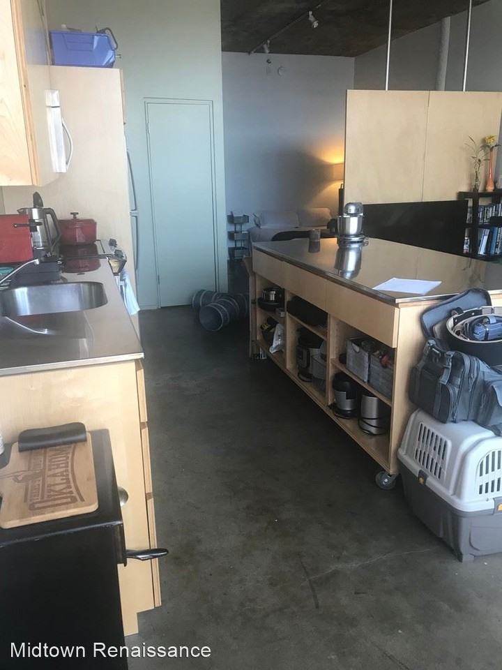 430 NW 12th Street - Photo 3 of 14