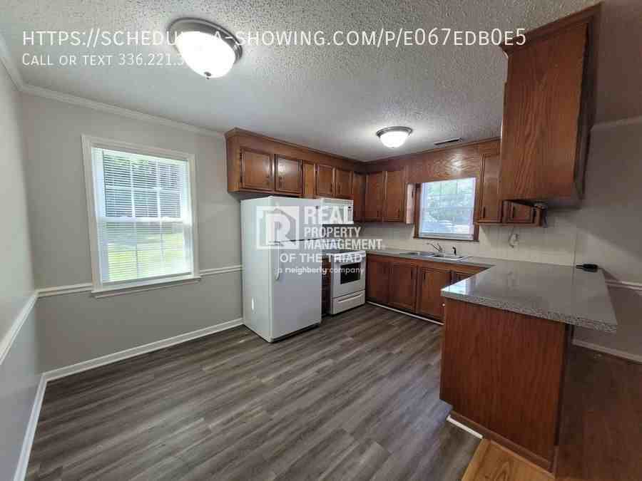 227 Olde Vineyard Ct - Photo 3 of 18