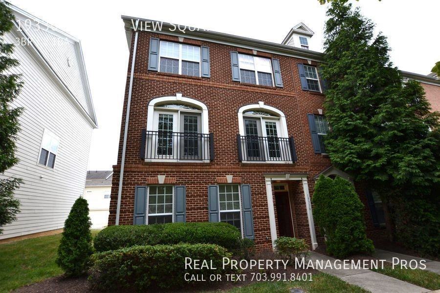 19336 Gardner View Sq - Photo 2 of 34