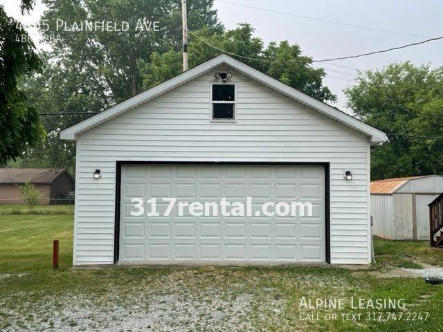 4855 Plainfield Ave - Photo 3 of 12