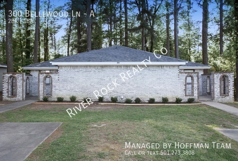 300 Bellewood Ln #A