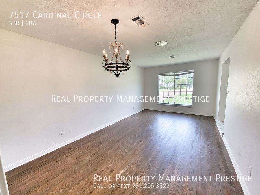 7517 Cardinal Cir - Photo 3 of 14