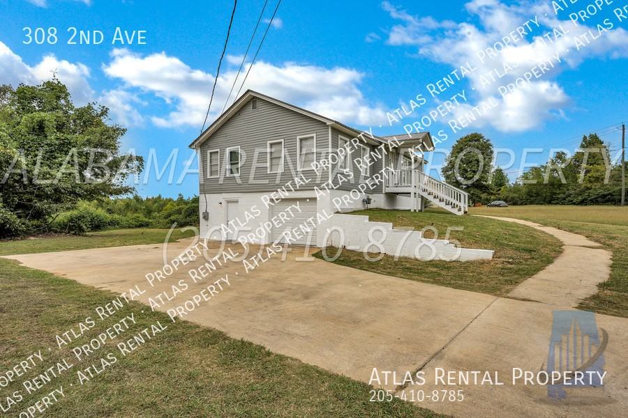 308 2nd Ave - Photo 3 of 36