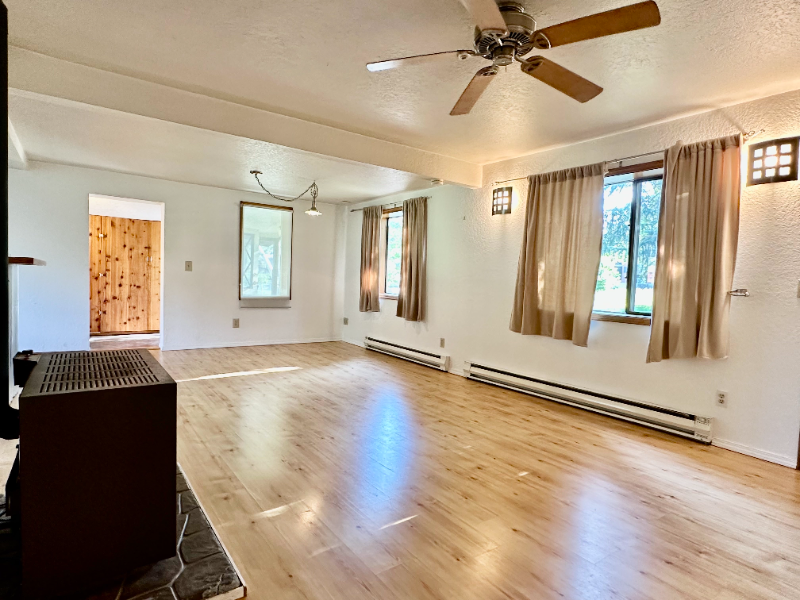 20 Iowa Ave - Photo 3 of 12
