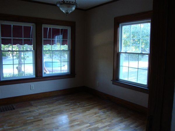 2144 Kent St - Photo 3 of 7