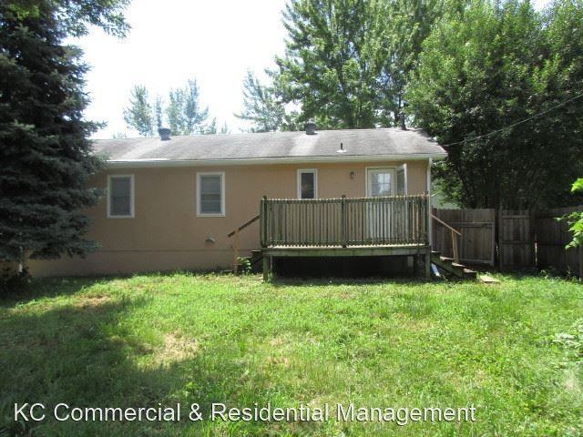 11806 E 58th St - Photo 2 of 14