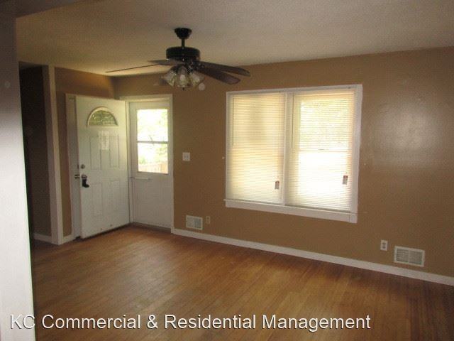 11806 E 58th St - Photo 3 of 14