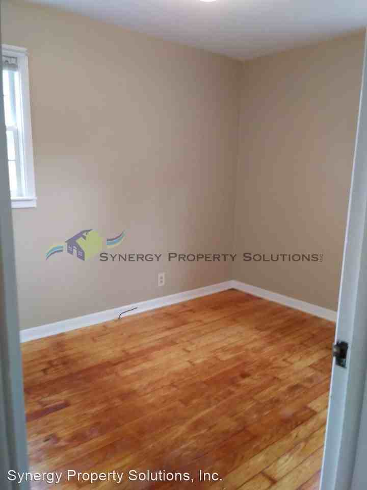 432 Emerald Ave 432 Richland - Photo 3 of 19