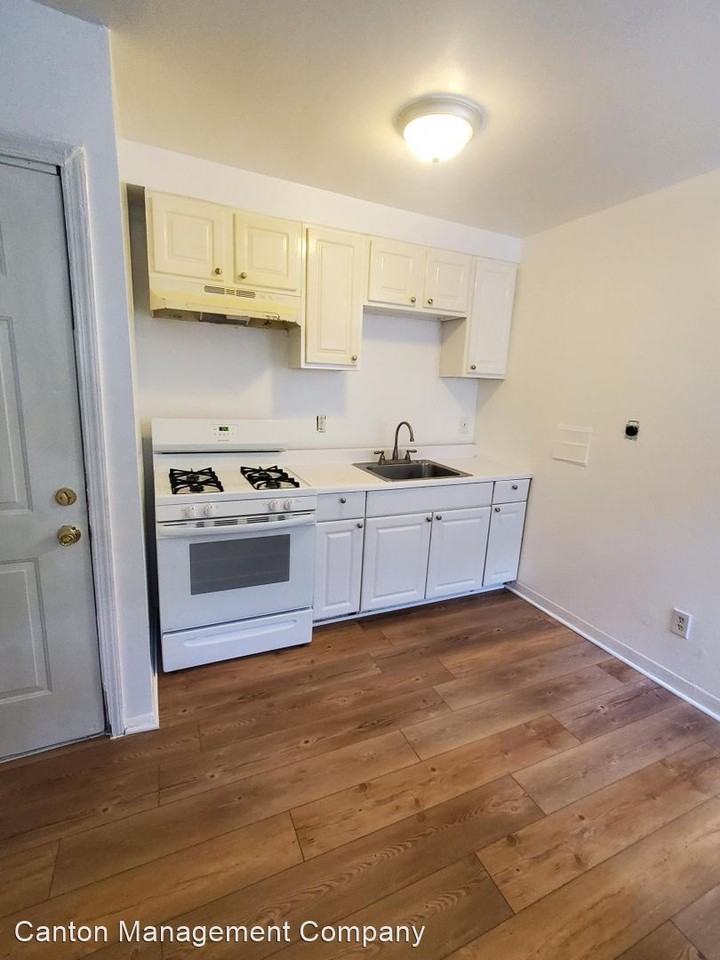 1717 W. Lombard - Photo 2 of 15