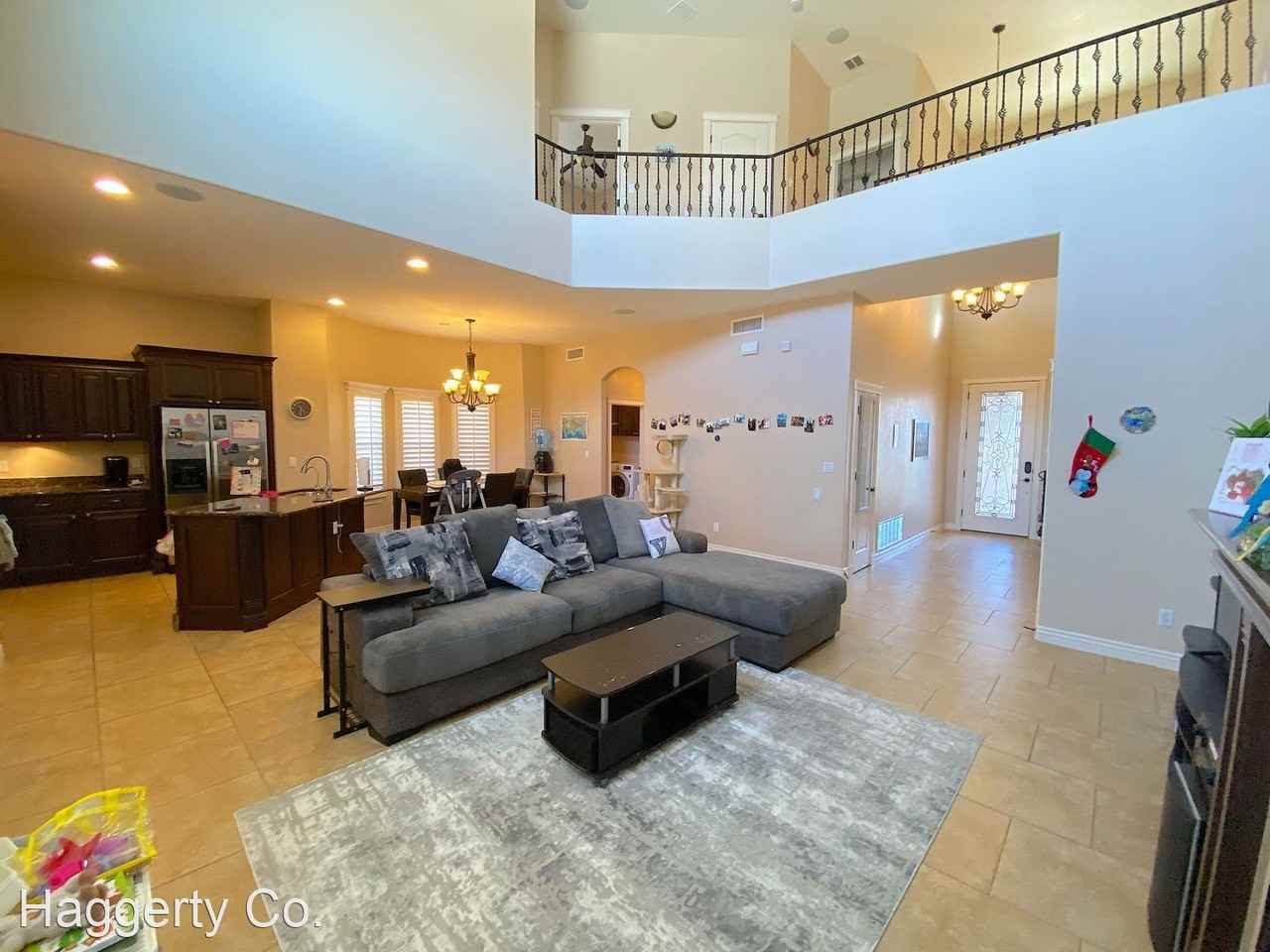 11629 Saint Thomas Way - Photo 2 of 26