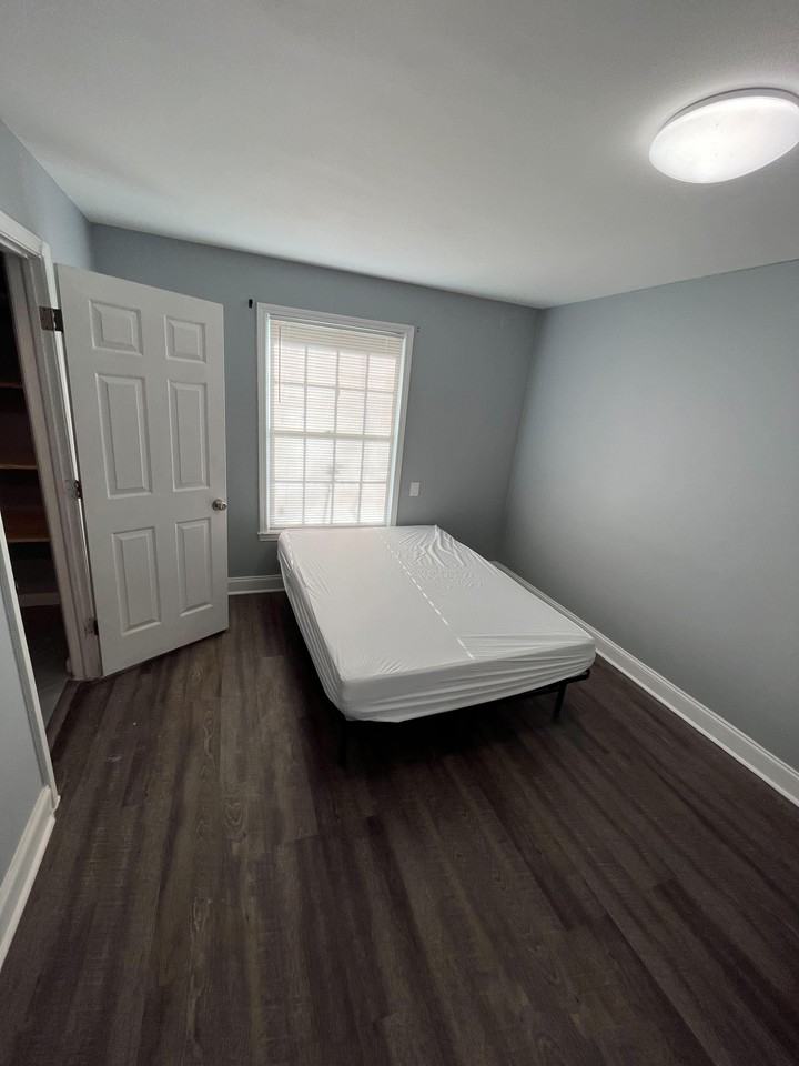 Danrich Dr - Photo 5 of 7