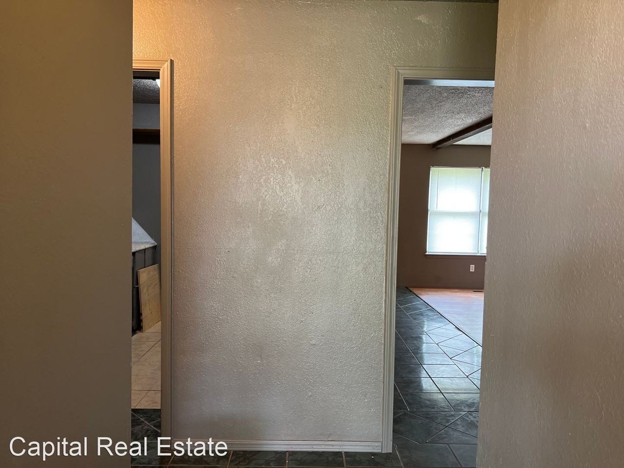 2416 Se 46th St - Photo 2 of 16