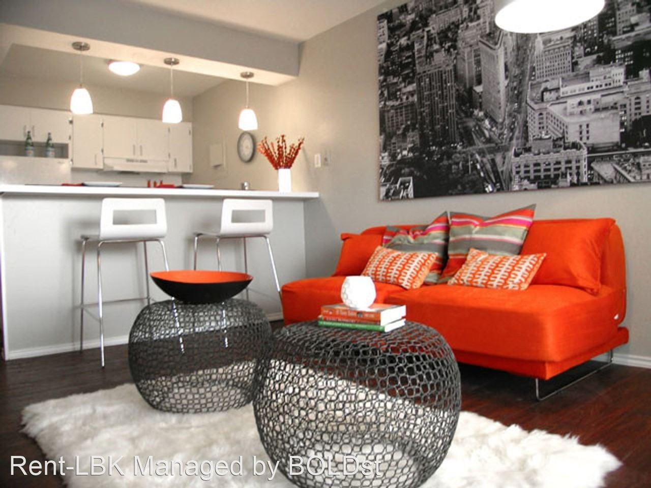 2421 Quinton Ave - Photo 2 of 3