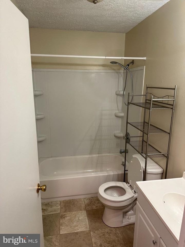 11653 Cowpoke Cir - Photo 3 of 10