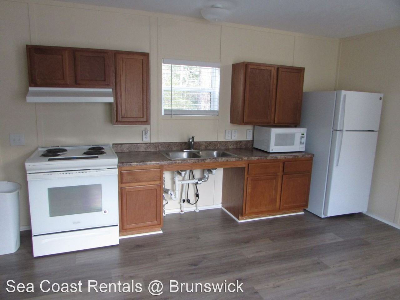 1038 Alandale Pl Se - Photo 2 of 19