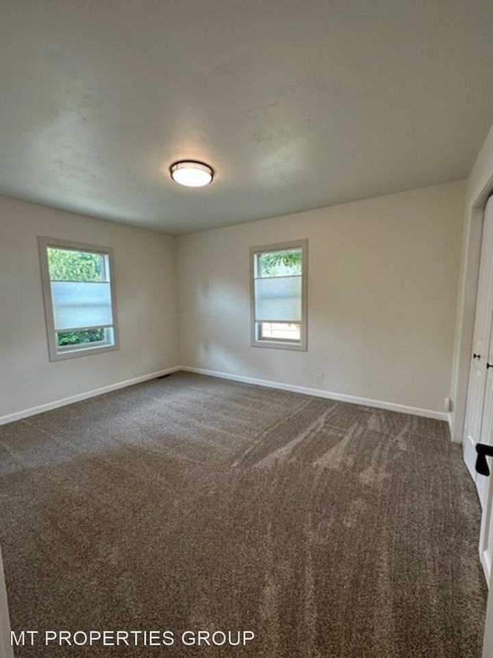 1200 Thibodeau Ln - Photo 2 of 14