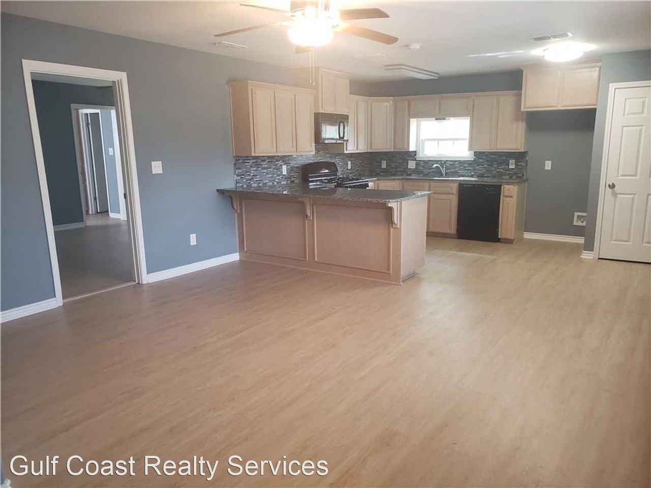 10821 Annaville Rd - Photo 3 of 10