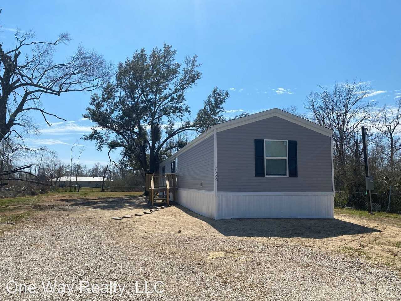 7333 Delcomme St - Photo 2 of 7