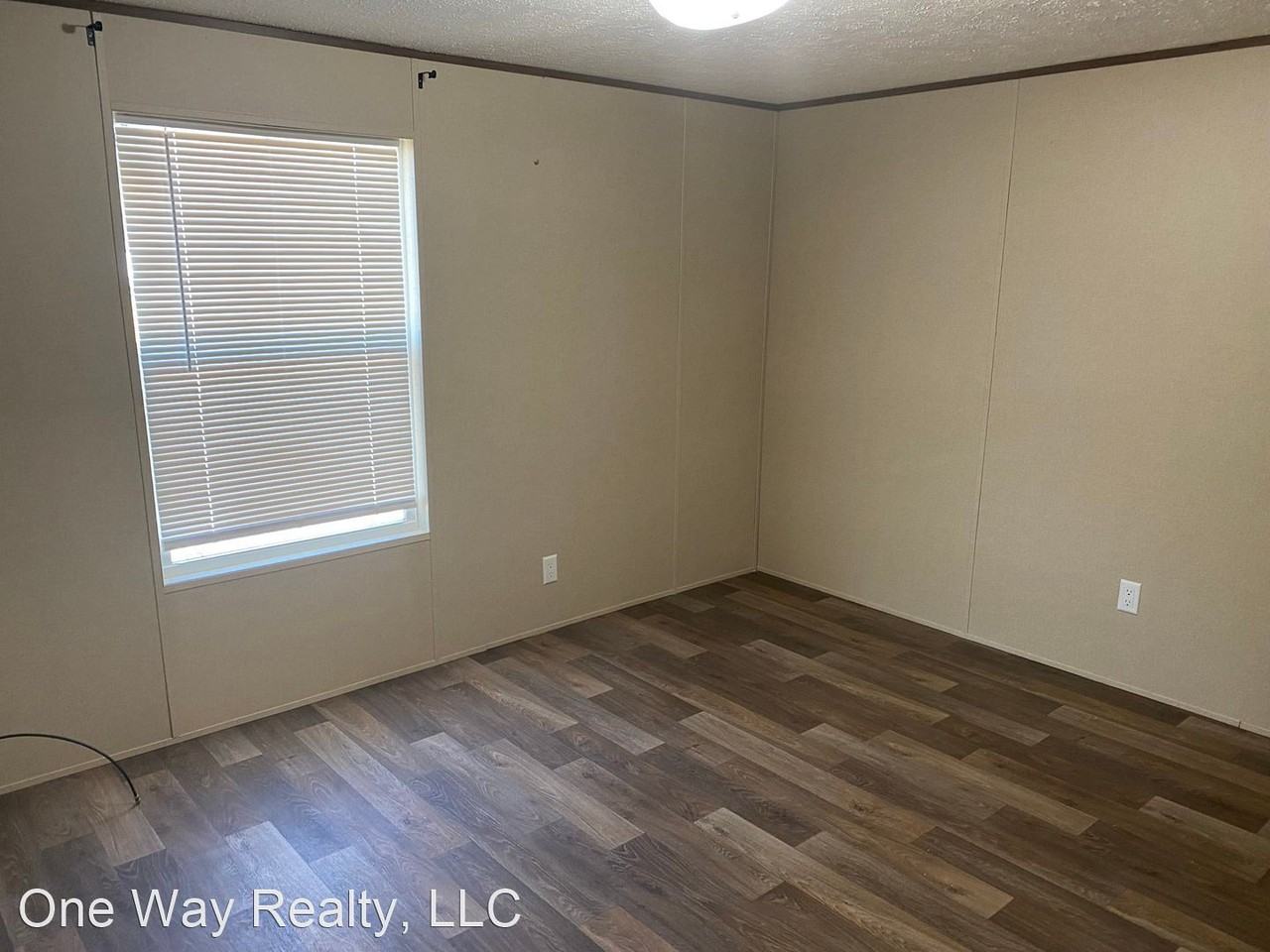 7333 Delcomme St - Photo 3 of 7