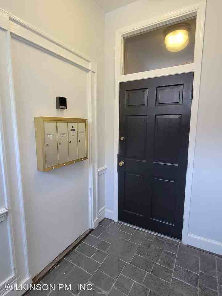 1010 Prince St #5 - Photo 2 of 13