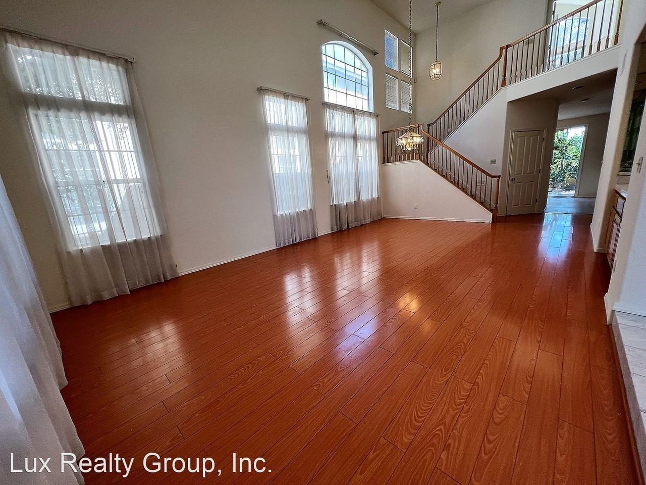 1459 Maxwell Way - Photo 2 of 25