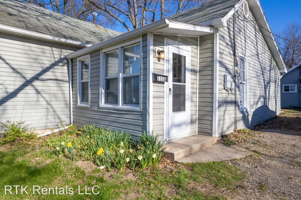 111 W. Ash St. - Photo 2 of 26