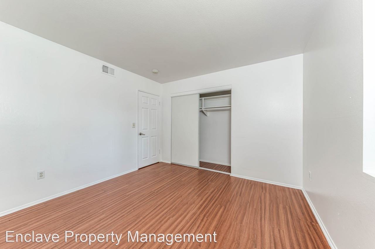 2619 West Aurora Street - Photo 3 of 25