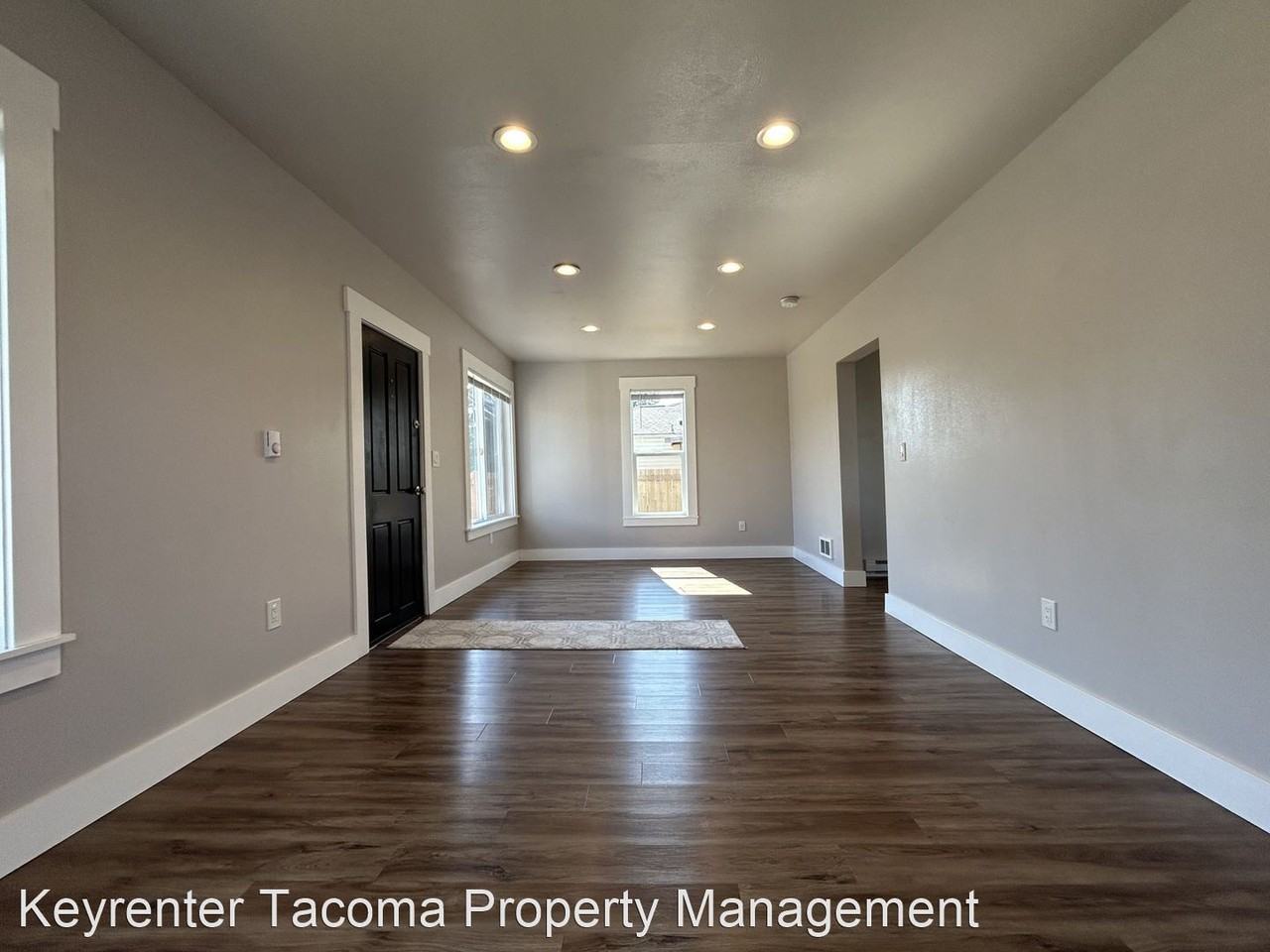 133 E Linden St - Photo 2 of 17