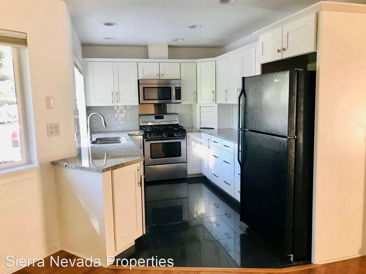 3583 Hemlock Way - Photo 2 of 8