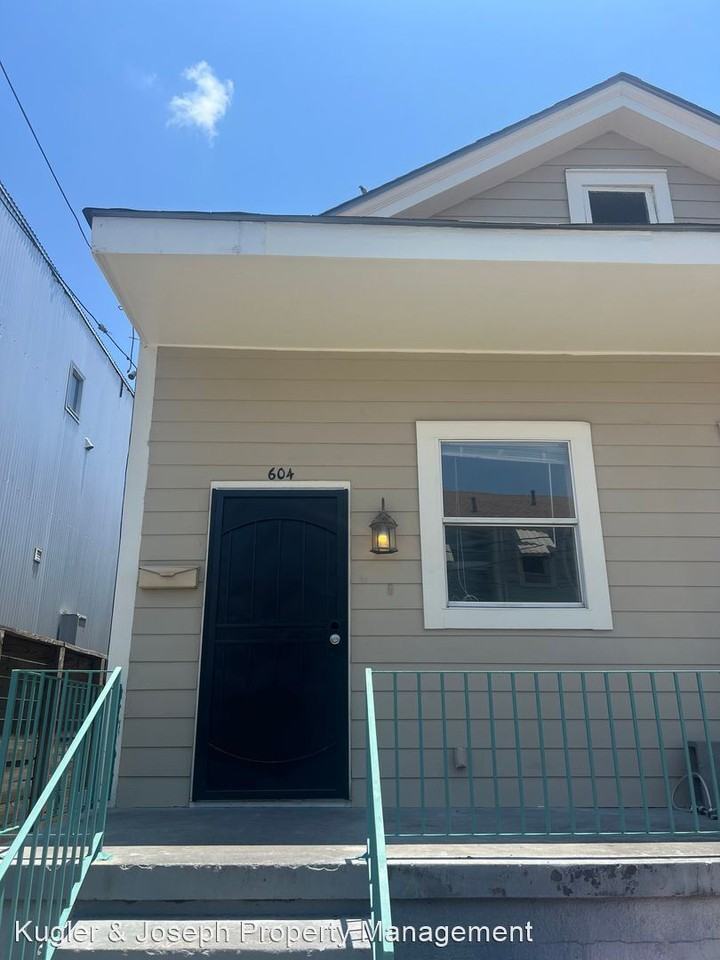 604-06 S. Cortez Street - Photo 2 of 11