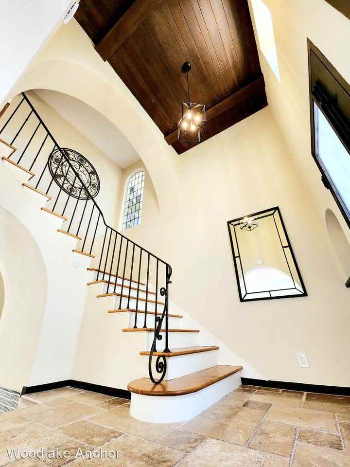 829 N Idaho St - Photo 2 of 50