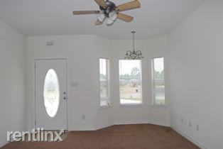 5431 Quail Creek Cir - Photo 2 of 8