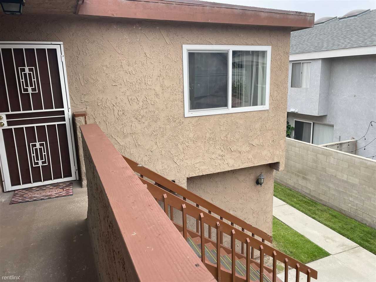 7761 Liberty Dr - Photo 2 of 12