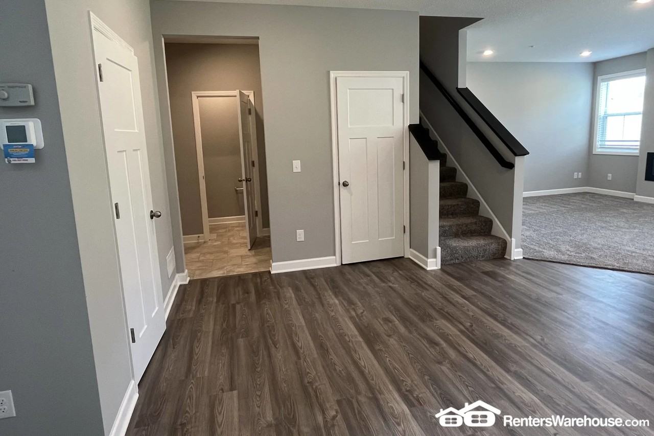 1776 Emerson Ct - Photo 3 of 24