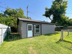 6703 Nw 25th St #B - Photo 1 of 1