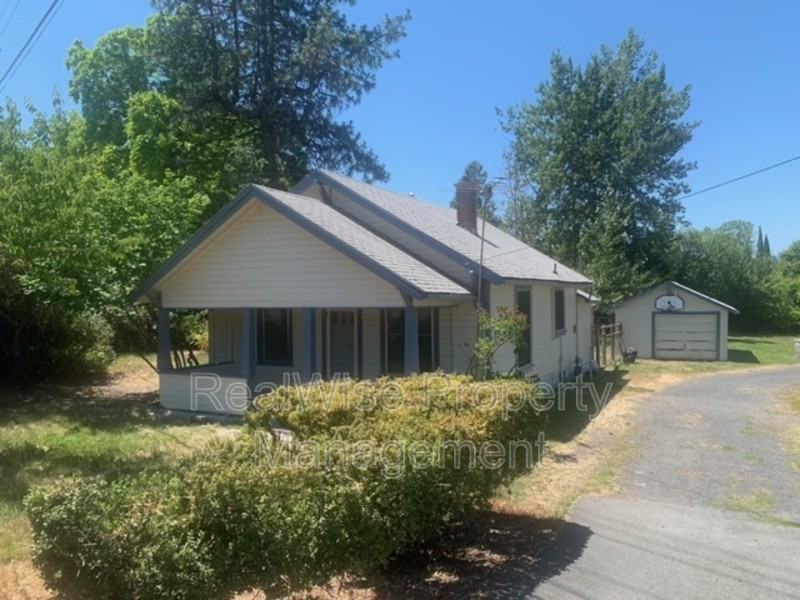 2024 Williams Hwy - Photo 2 of 16