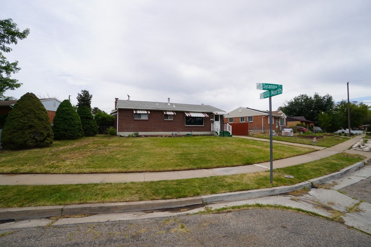 125 Sycamore Cir - Photo 2 of 35