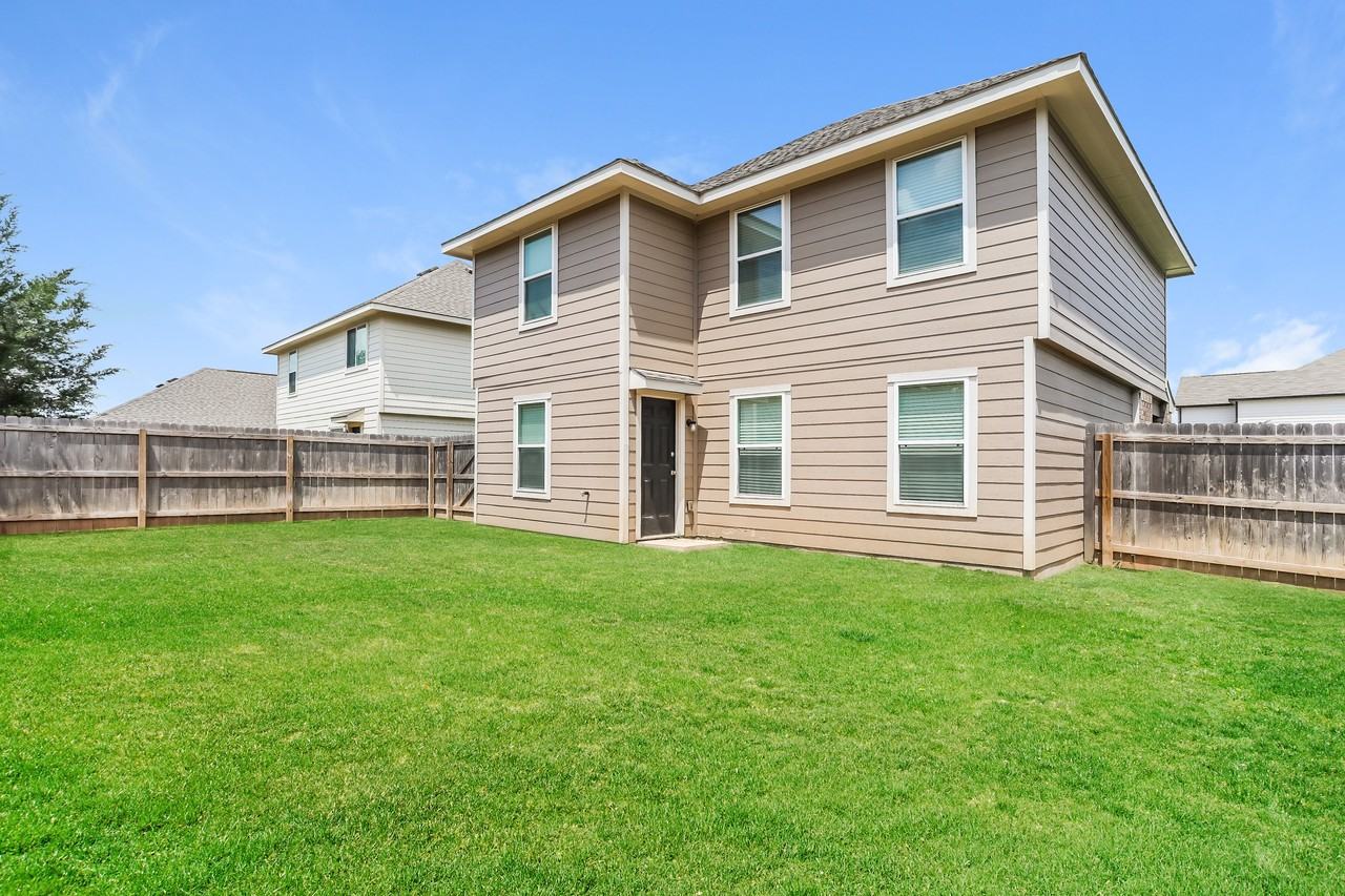 5746 Paseo Pl - Photo 3 of 13