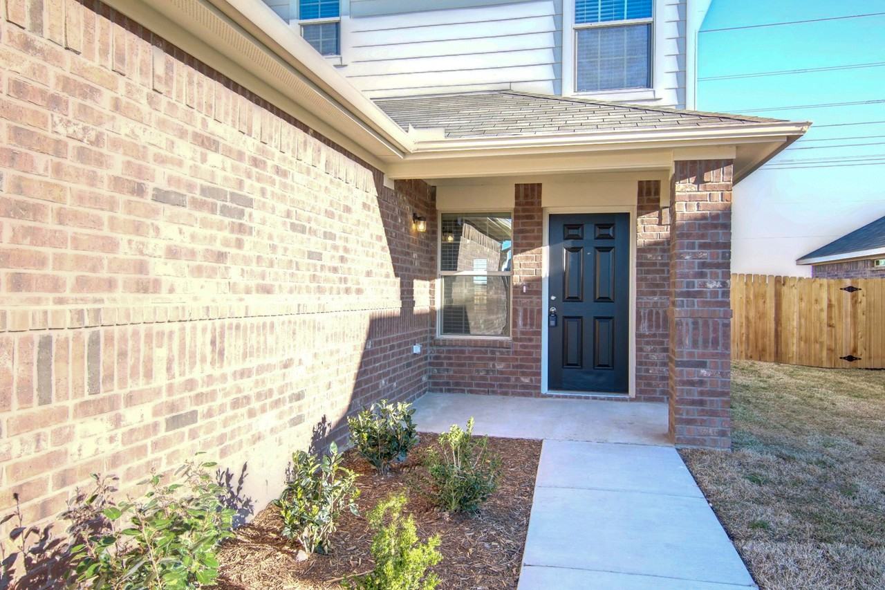 4104 Twinleaf Dr - Photo 2 of 19